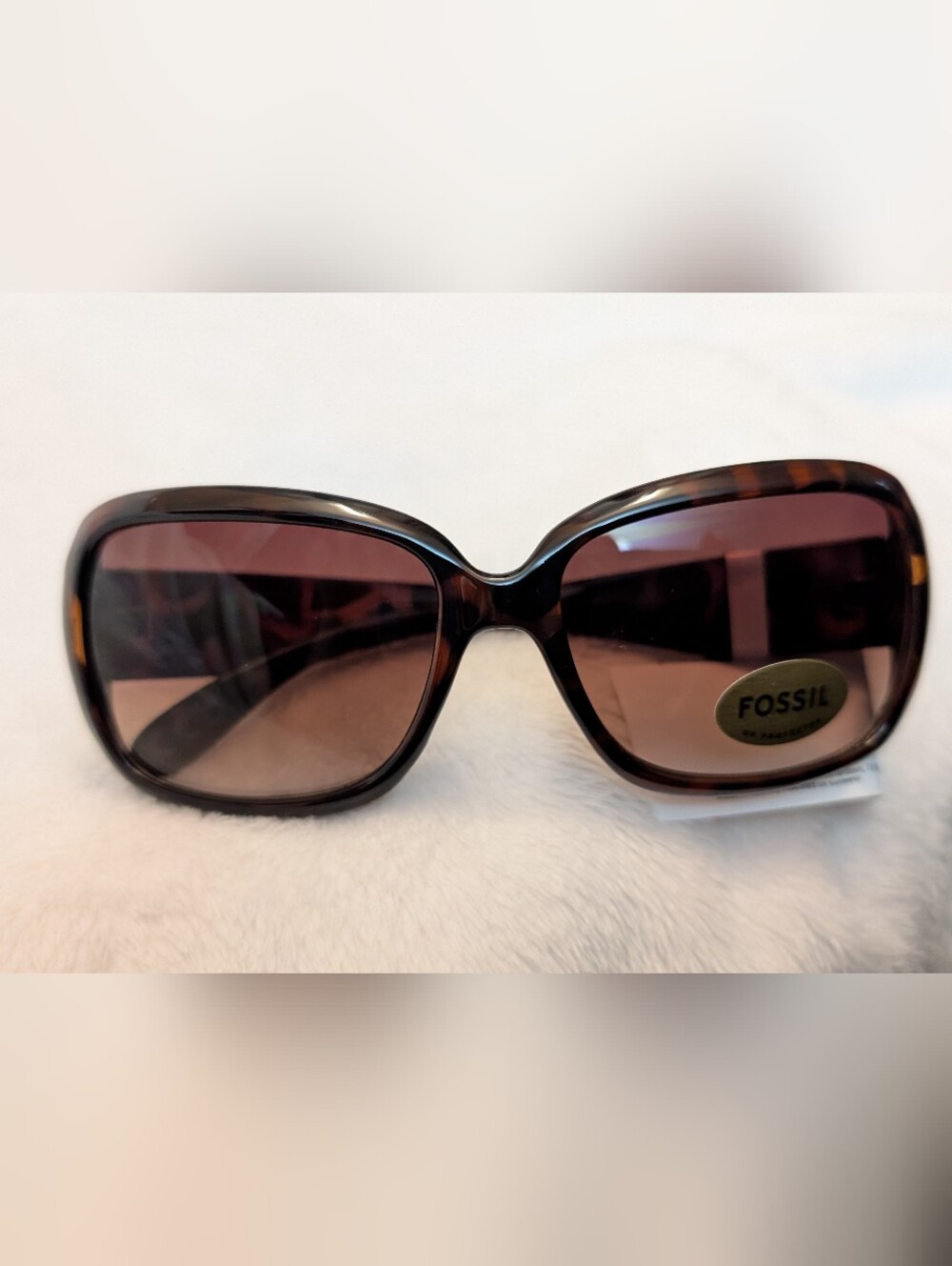 Fossil Women’s Oversized Square Tortoise Brown Gradient Sunglasses 66353507 NWT - Picture 4 of 5